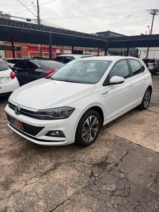 VOLKSWAGEN POLO 1.0 200 TSI HIGHLINE AUTOMÁTICO VOLKSWAGEN POLO 1.0 200 TSI HIGHLINE AUTOMÁTICO